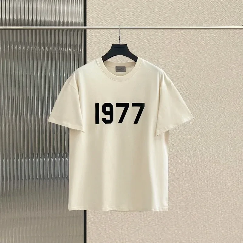 2024 New 1977 Letter Print Men T Shirt Brand Essentials Short Sleeve Summer Casual Women T-shirt Fashion Cotton Oversized Tees