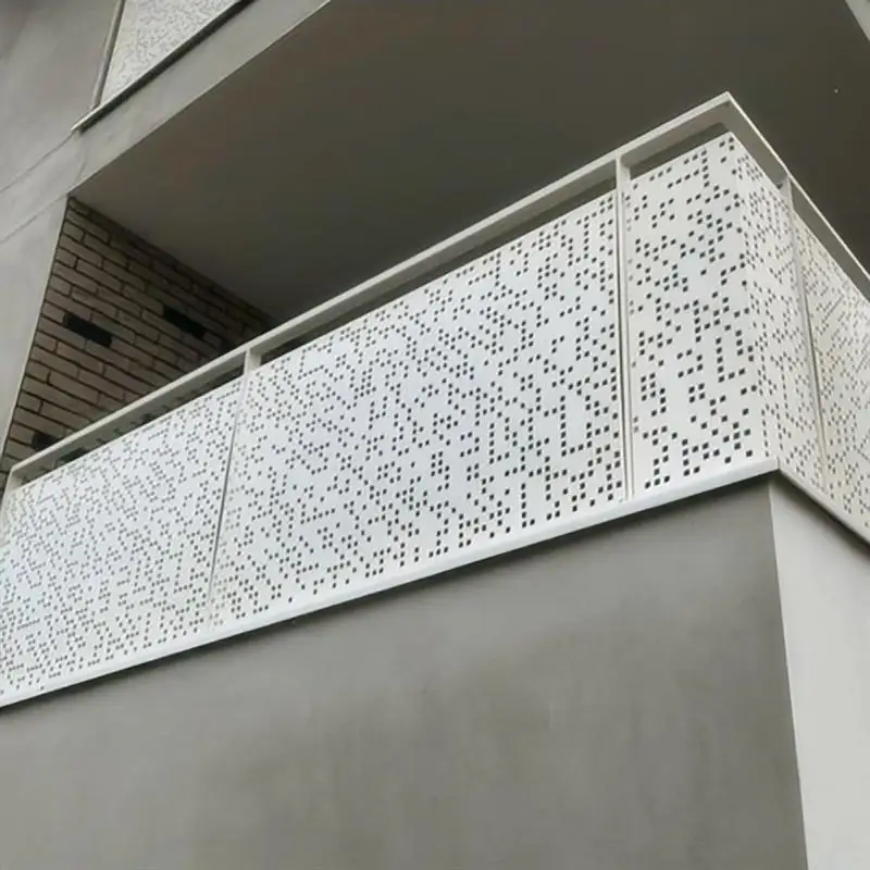 Personalizzazione Ringhiera per ponte in acciaio inossidabile verniciato a polvere Balaustra per scale in alluminio Modello personalizzato ha mangiato ringhiere per schermi con taglio laser