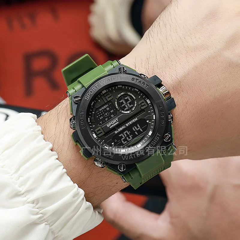ساعة إلكترونية فاخرة للرجال ساعة رياضية خارجية ساعة توقيت مقاومة للماء بتقويم رقمي 24355