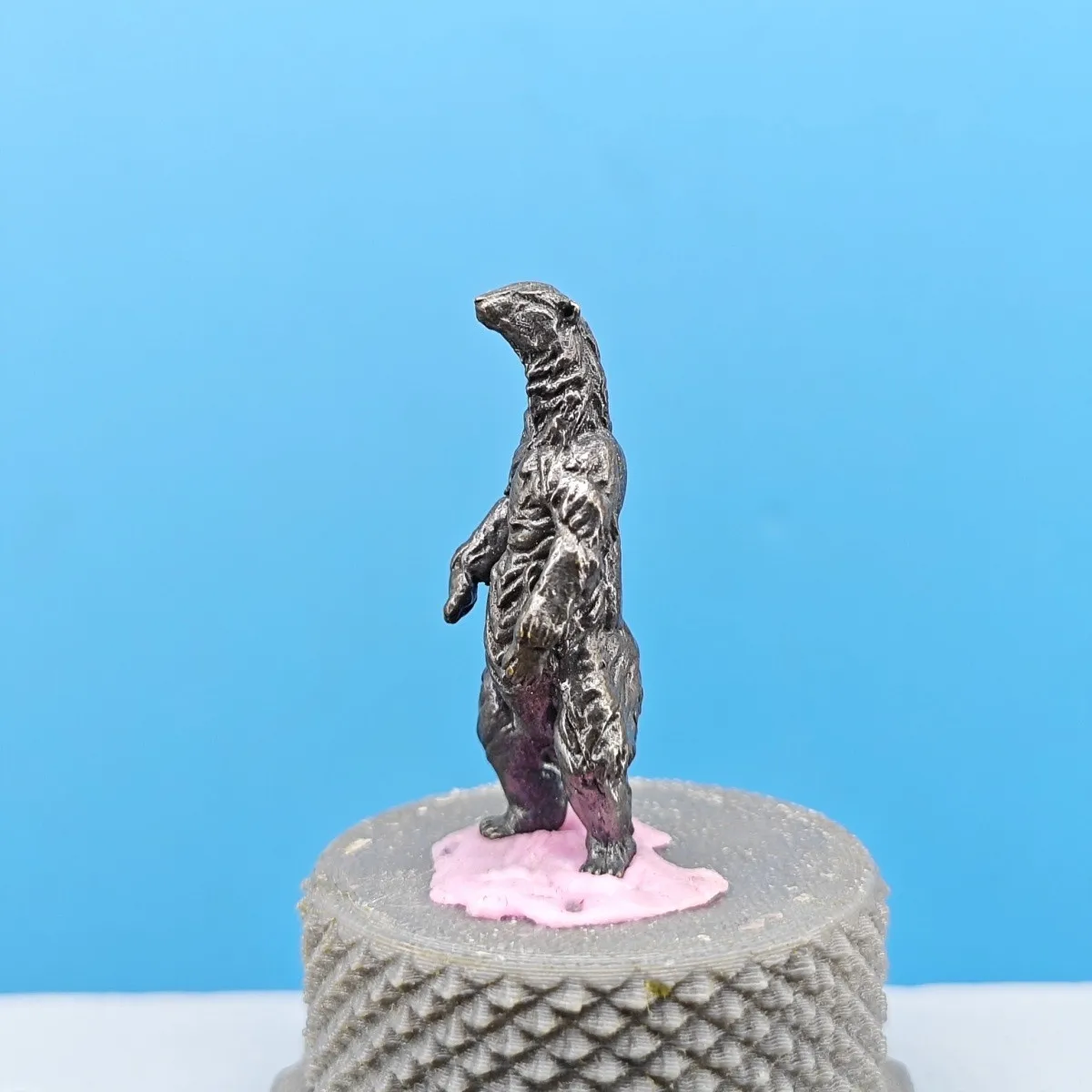 Brass Standing Bear Mini Figurine Wild Animal Statue Diorama Model Micro Landscape Bonsai Desktop Decor Collectible Craft