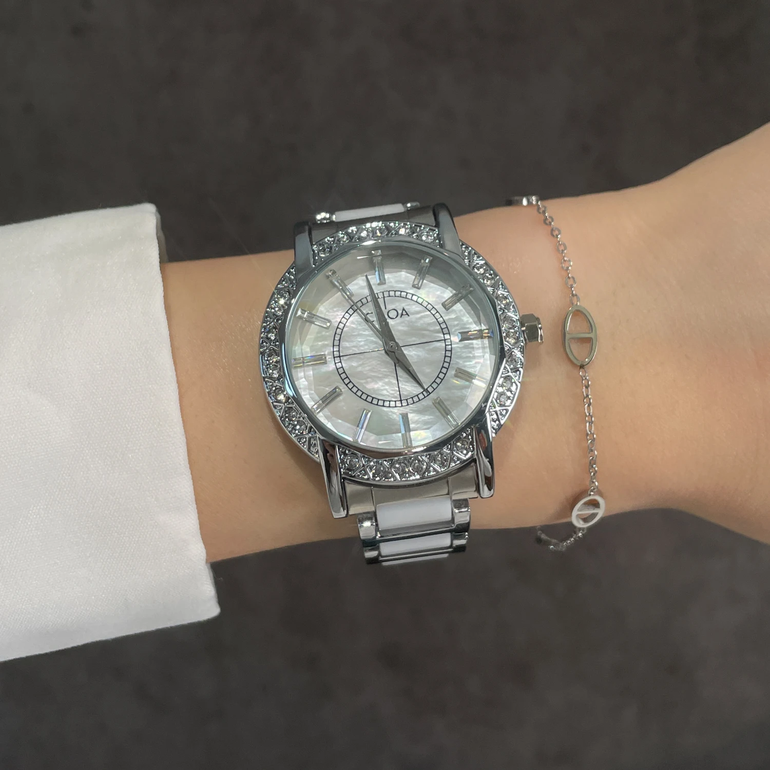 CILOA Relógio feminino de última geração com mostrador grande branco, 2025 nova moda casual presente de luxo, relógio de quartzo à prova d'água de última geração