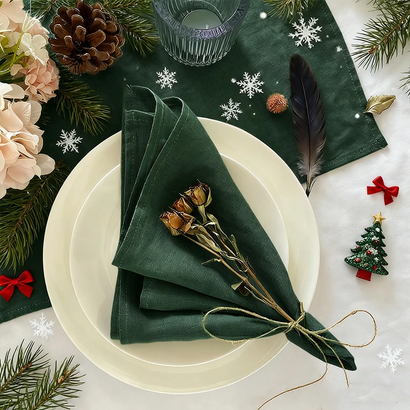 A set of 6/12/24 40x40cm Christmas Party Napkins Suitable for Kitchen Dining Wedding Decoration and Holiday Decorations
