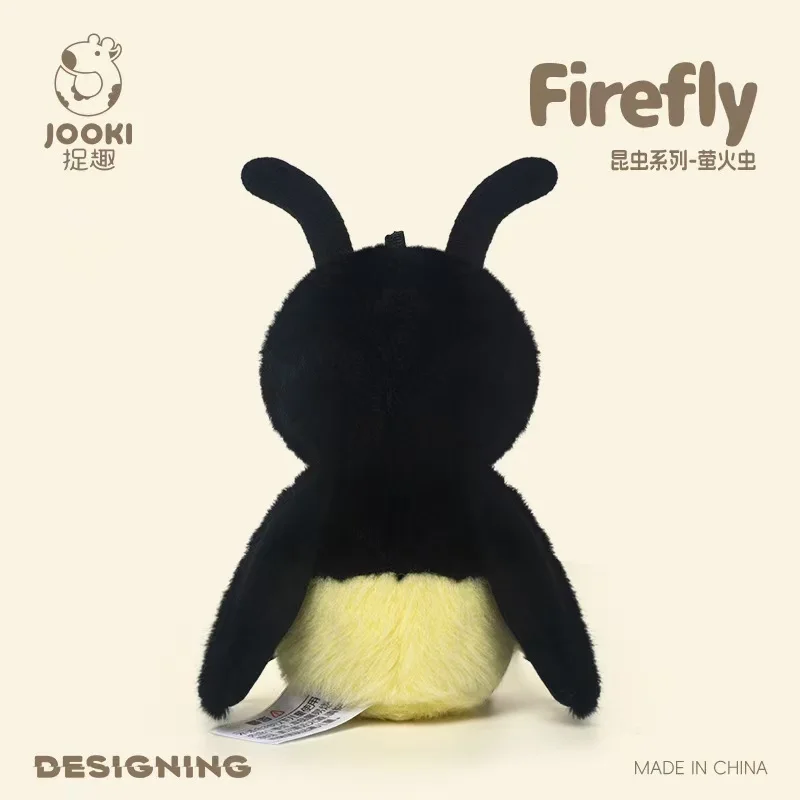 Neueste Kawaii-Overalls, gefüllte Plüschtiere mit Frosch-Glühwürmchen, niedliche Cartoon-Anime-Kindergeburtstagsgeschenke, lustige Puppen für Halloween