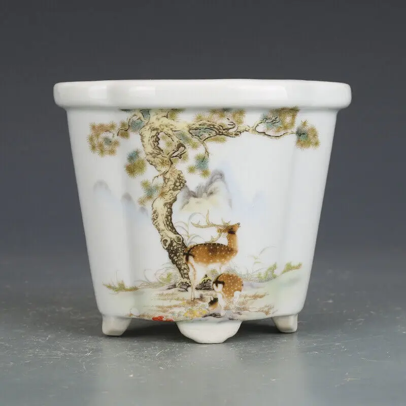 

Chinese Jingdezhen Famille Rose Porcelain Pot Deer Pattern Flowerpot 4.72 inch