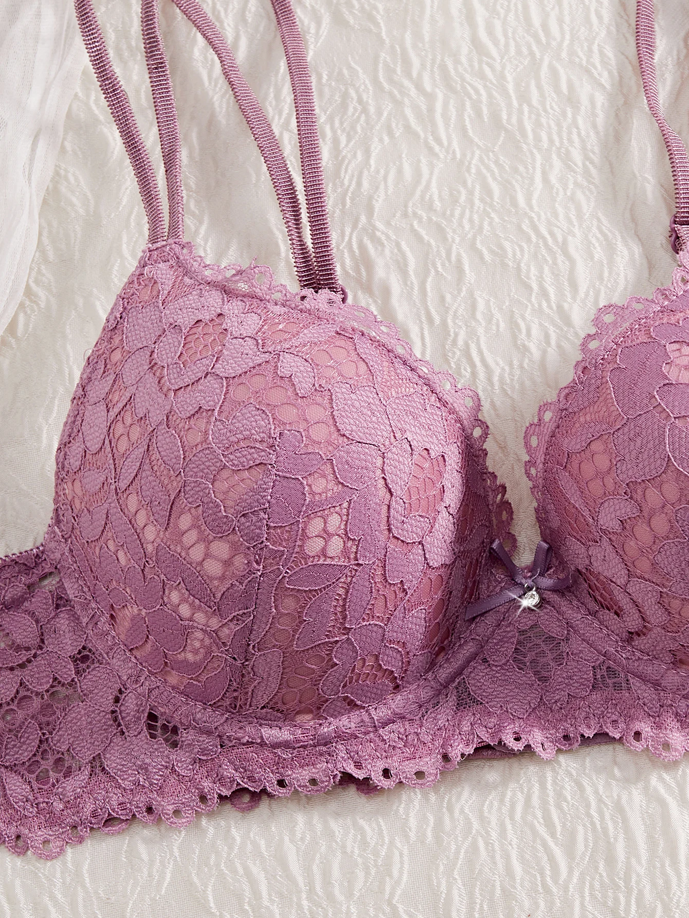 Sexy Dessous-Set für Damen, Spitze, Patchwork, einfarbig, mit Schleife, Strasssteinen verziert, Push-up-Effekt, doppelte Träger, ungefüttert, bequeme Unterwäsche, Spitze, halbtransparent, atmungsaktive Unterhose. – Detail 15