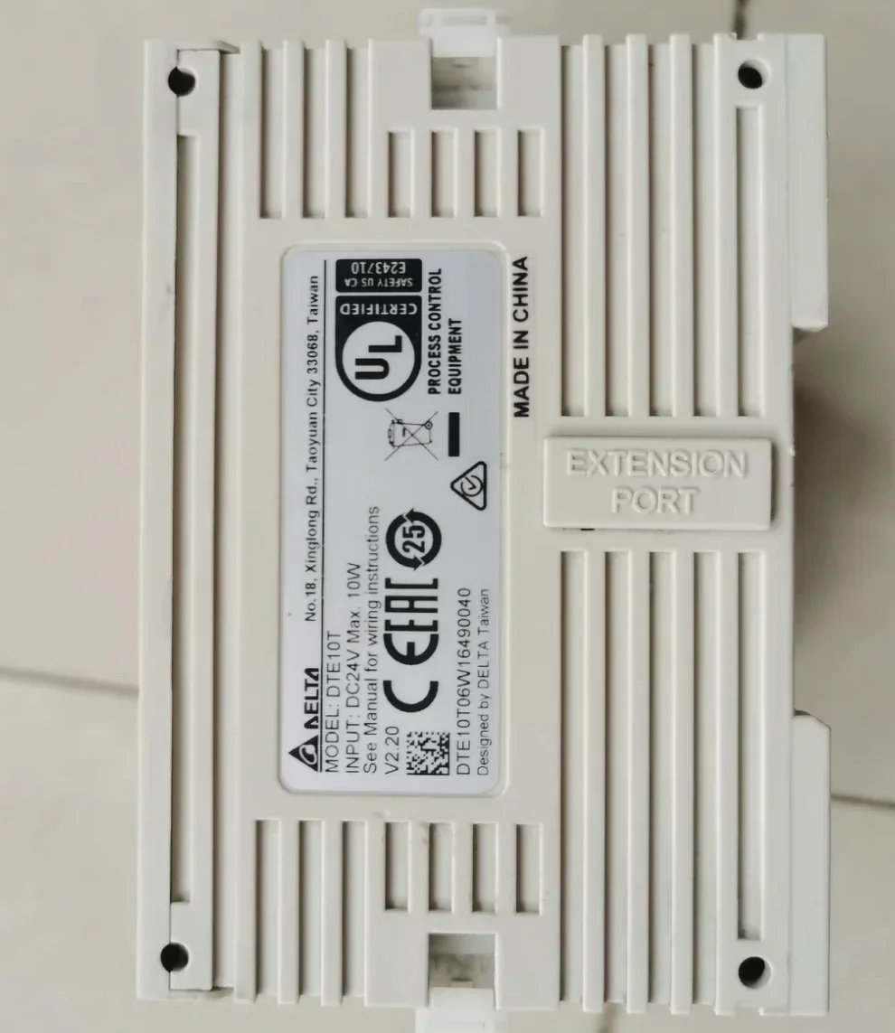 Used thermostat DTE10T