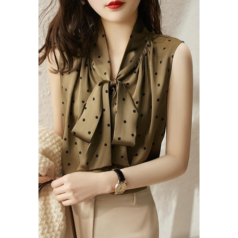 

Fashion Bow V-Neck Printed Polka Dot Sleeveless Satin Shirt 2022 Summer New Commute Tops Plus Size Elegant Women Clothing Blouse