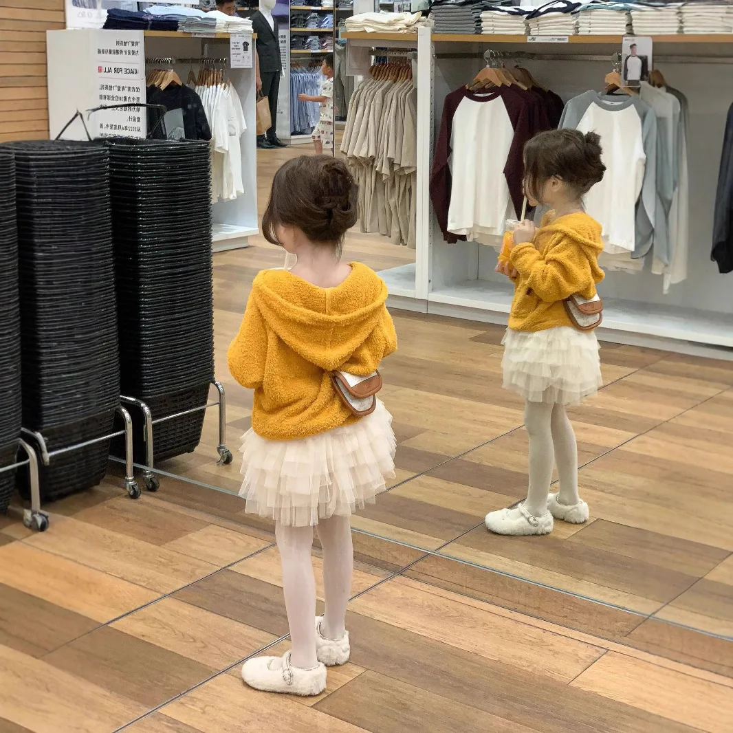 Sweater 2026 Girls Autumn Casual Soft Sticky Yellow Hoodie Fashion and Versatile Comfortable and Soft Simple Daily Routine