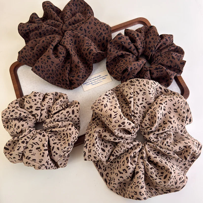 

Retro Leopard Print Large Hair Scrunchies Sweet Cool Y2K Headbands for Women Girls Sweet Hair Rope Rubber Band Hair Accessories