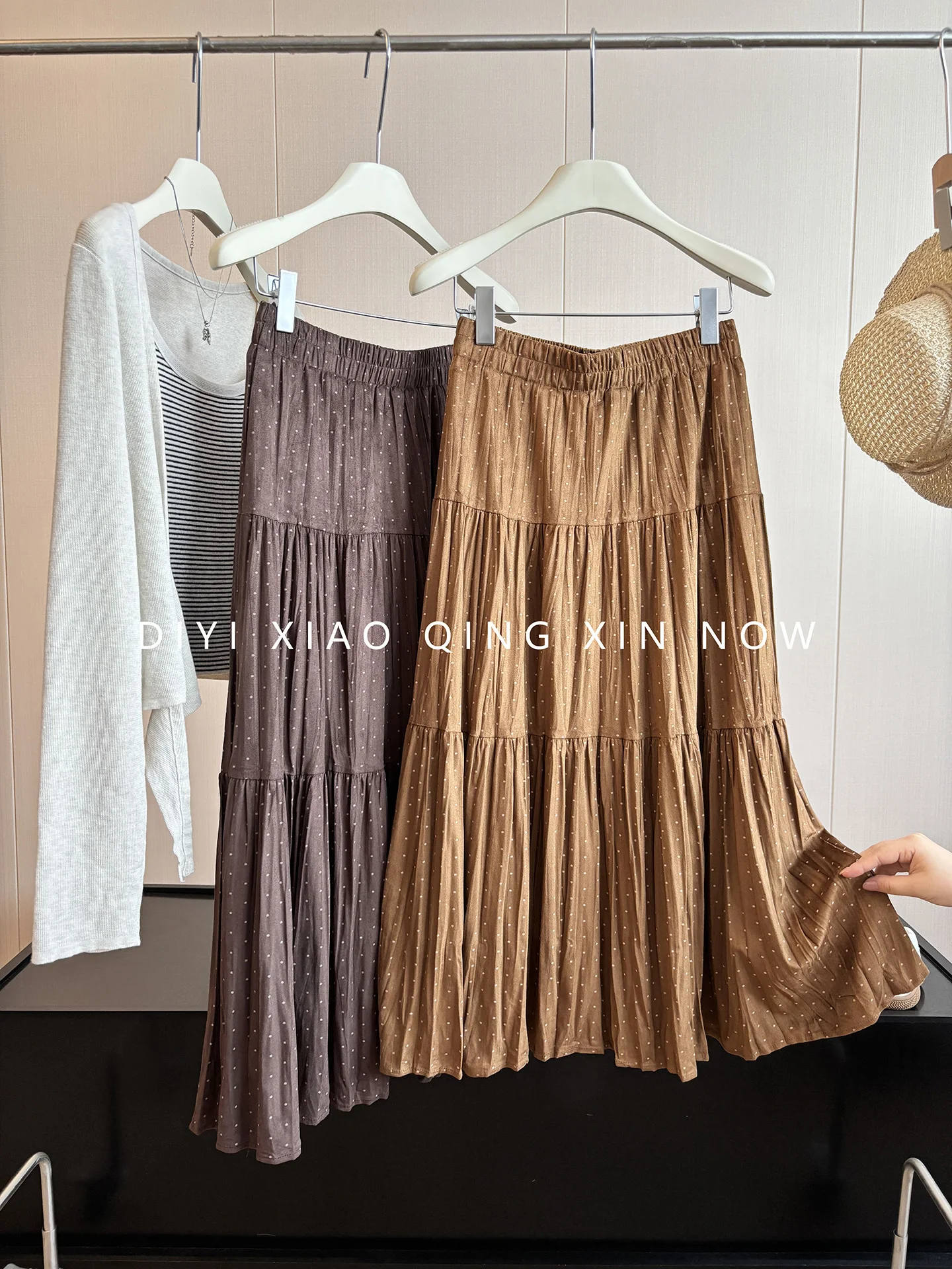 Retro Polka Dot Pleated Midi Skirt Women's Early Autumn High Waist A-Line Slimming Maxi Cake Skirt Drapey Mid-Length Skirt