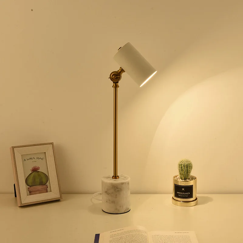 Nordic Bedside LED Table Lamp, Estudo Moderno Simples e Luz de Leitura, Luz Decorativa Dourada, Quarto de Hotel de Luxo Americano