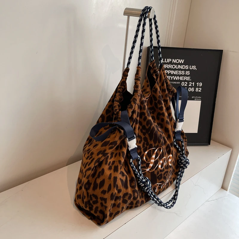 Übergroße Umhängetaschen mit Leopardenmuster für Damen, verformbar, VELOUR, große Kapazität, Einkaufstaschen, 2025, Winter, neue Luxus-Handtaschen – Detail 12
