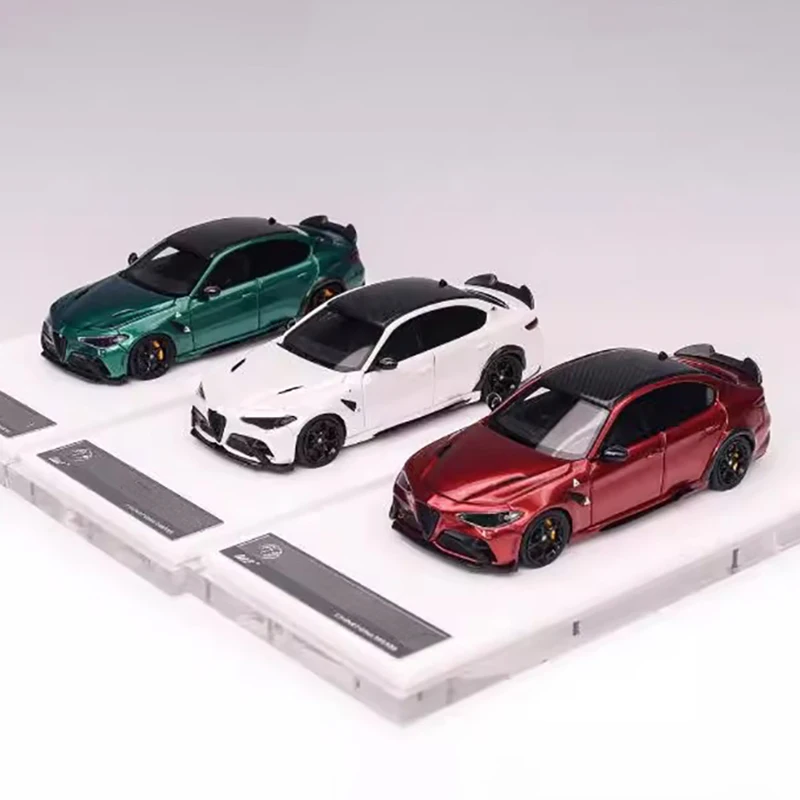 mh-motorhelix-1-64-per-la-collezione-di-modelli-di-auto-in-resina-romeo-giulia-gta