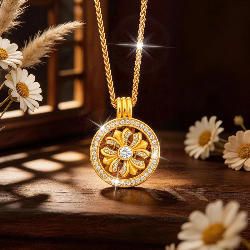 Light Luxury, Gentle And Precious, With A Rotating Diamond Iris Compass Necklace, 100% Genuine 9999 Gold Pendant, Daily Accessor