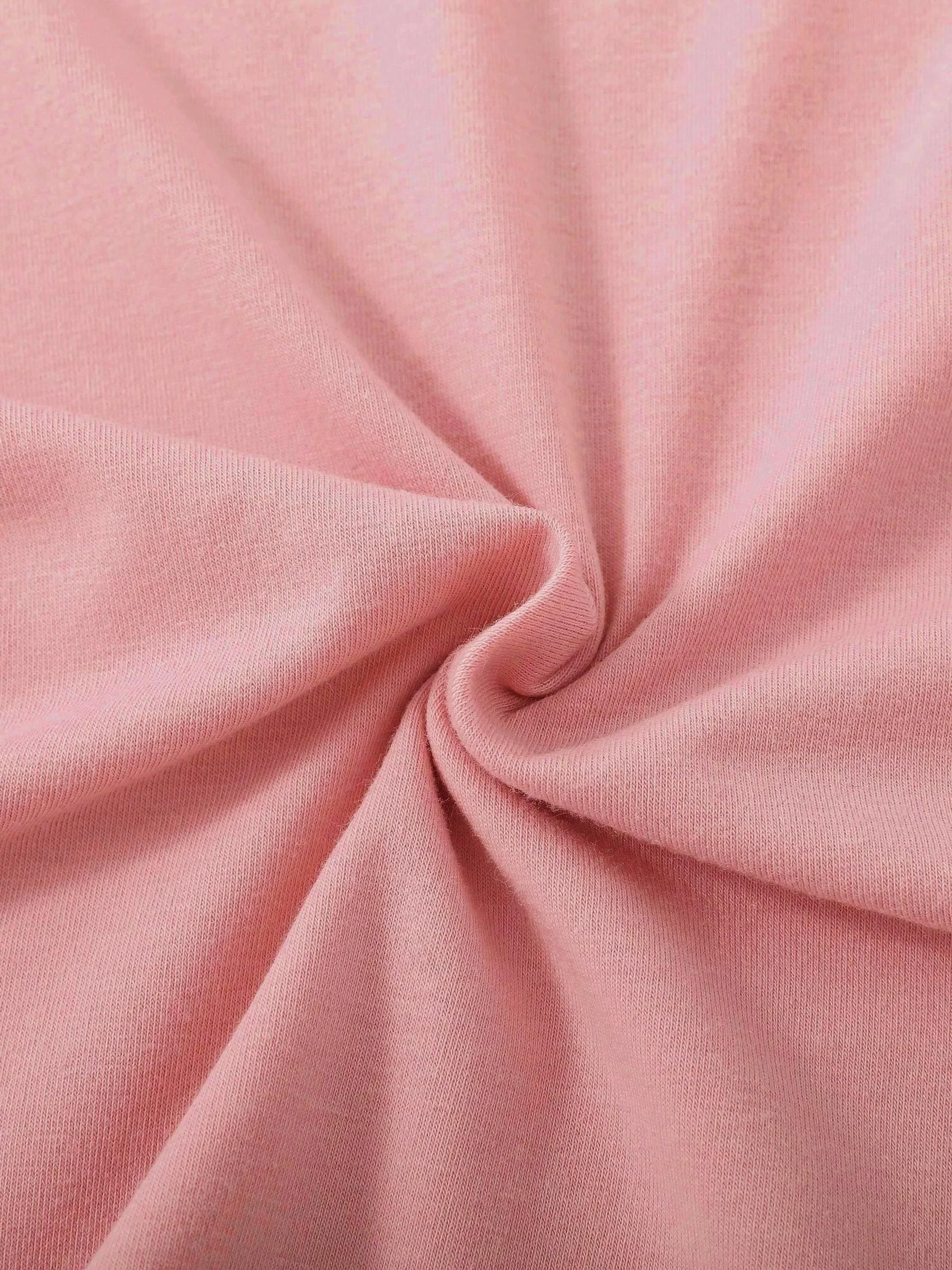 تي شيرت نسائي بأكمام قصيرة ورقبة دائرية مقاس كبير مع طباعة حروف K ناعم ومسامي أنيق للربيع والصيف