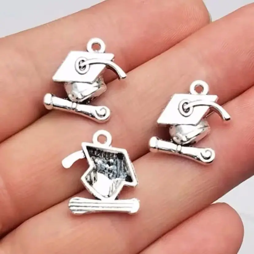 40pcs/Lot--17x16mm Antique Silver Plated Graduation Cpa Pendants Diploma Charms For Diy Supplies Jewelry Making Accessories