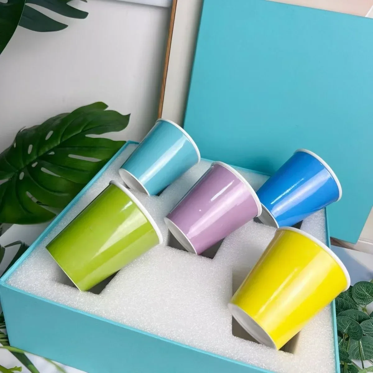 

Creative personalized ceramic cups and fashionable home coffee cups are suitable as gifts