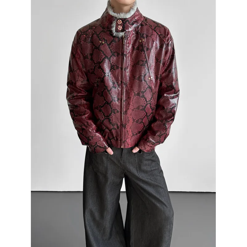 سترات رجالية شتوية جديدة لعام 2025 من الصوف السميك سترات رجالية من الفرو المتكامل من جلد البولي يوريثان سترات دافئة بأكمام طويلة من الفرو الصناعي #5