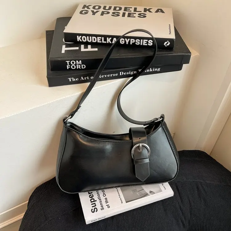 

2026 New Fashion Hand Upgrade Underarm Bag Texture Retro Niche Design Women's Trendy Solid Color Crescent Bag