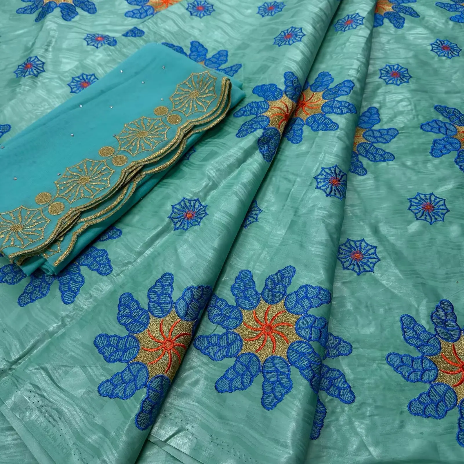 

Fashion 5+2 Yards African Jacquard Basin Dress Fabric Bazin Riche Brode For Men Or Women Clothes Material Wedding Party 16A109