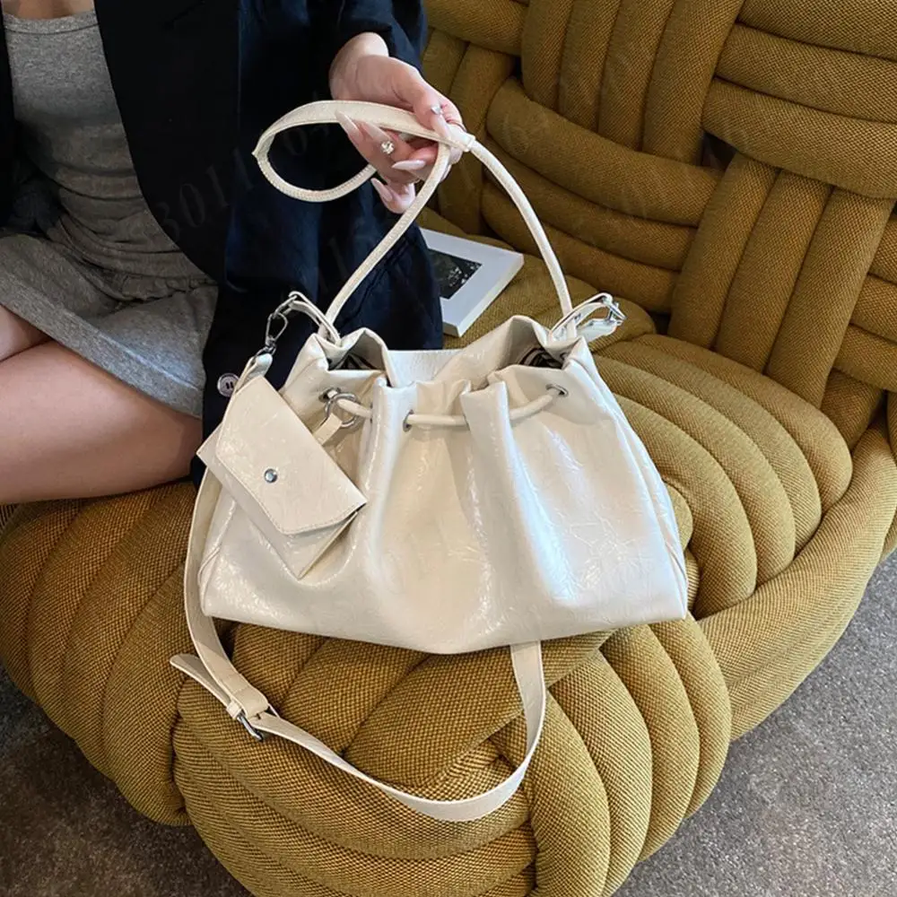 

Drawstring Crossbody Bag Pu Leather Cloud Armpit Bag with Small Wallet Lady Silver Top-Handle Handbag 2 Straps Shoulder Bags