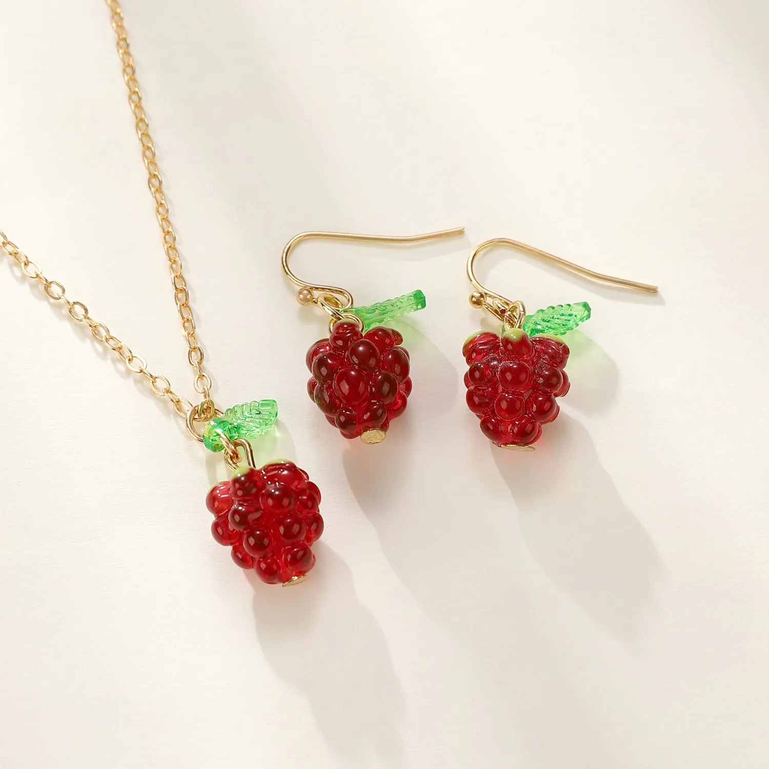 Fashion Raspberry Shape Jewelry Set Women\'s Necklace Stud Earrings Beautiful Birthday Gifts