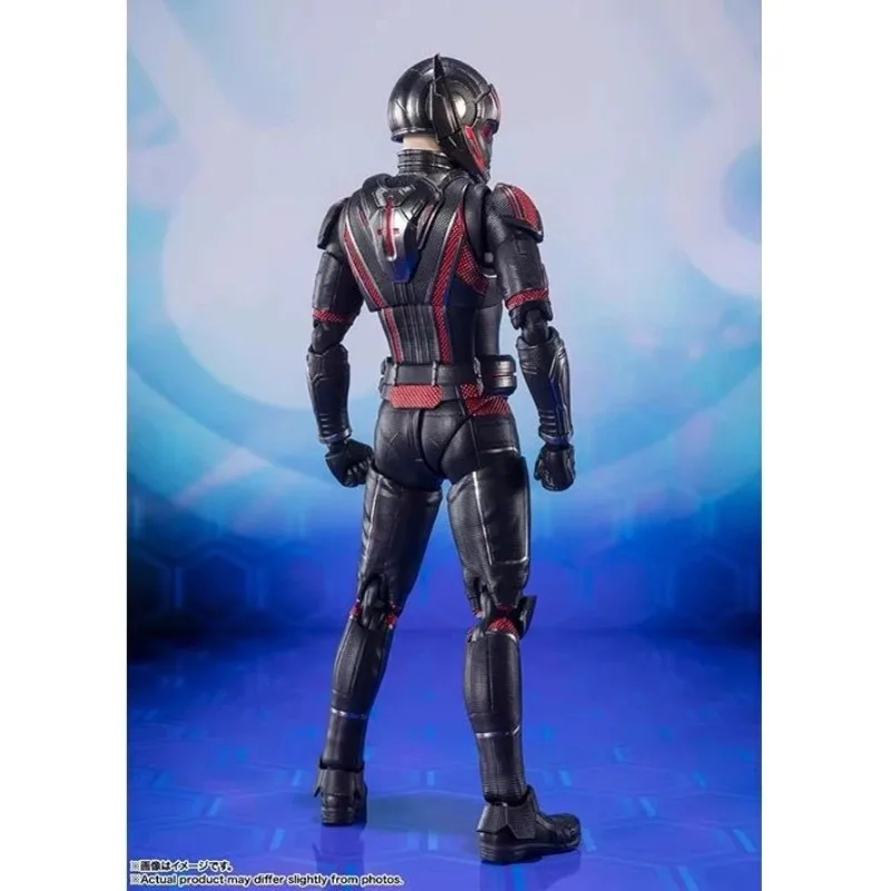 Disponibile originale Bandai SHF Anime Hobby Ant Man e la vespa Quantum of Madness Action Figure Toy Gift Model WY