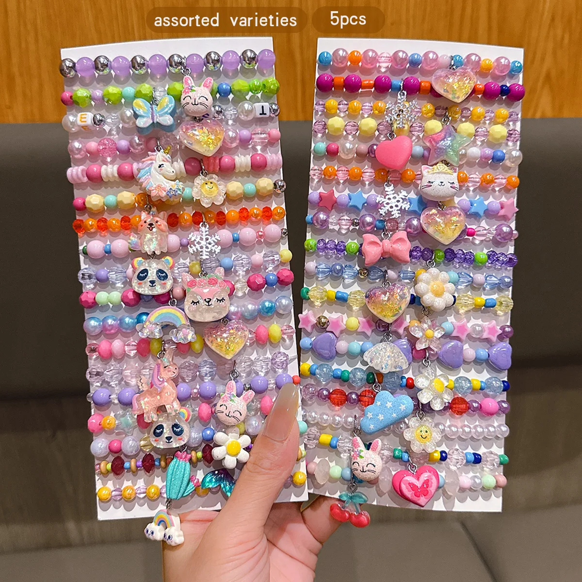 5 estilos de pulseras colgantes aleatorias, pulseras de cuentas de animales lindos de dibujos animados