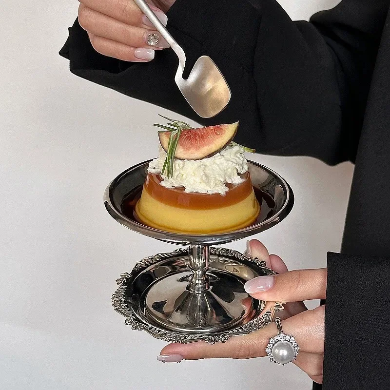 Retro 304 Stainless Steel Ice Cream Cup Retro Style Fruit Yogurt Dessert Cup Petal-shaped Dessert Salad Bowl Dessert