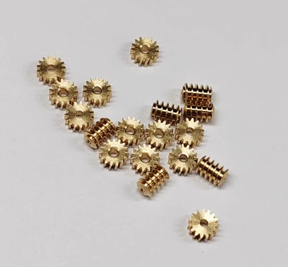 2pcs Hole 0.7 0.2 Mold 15 Teeth Worm Gear Brass 90 Degree Transmission Reduction Small Module Static Change Gear