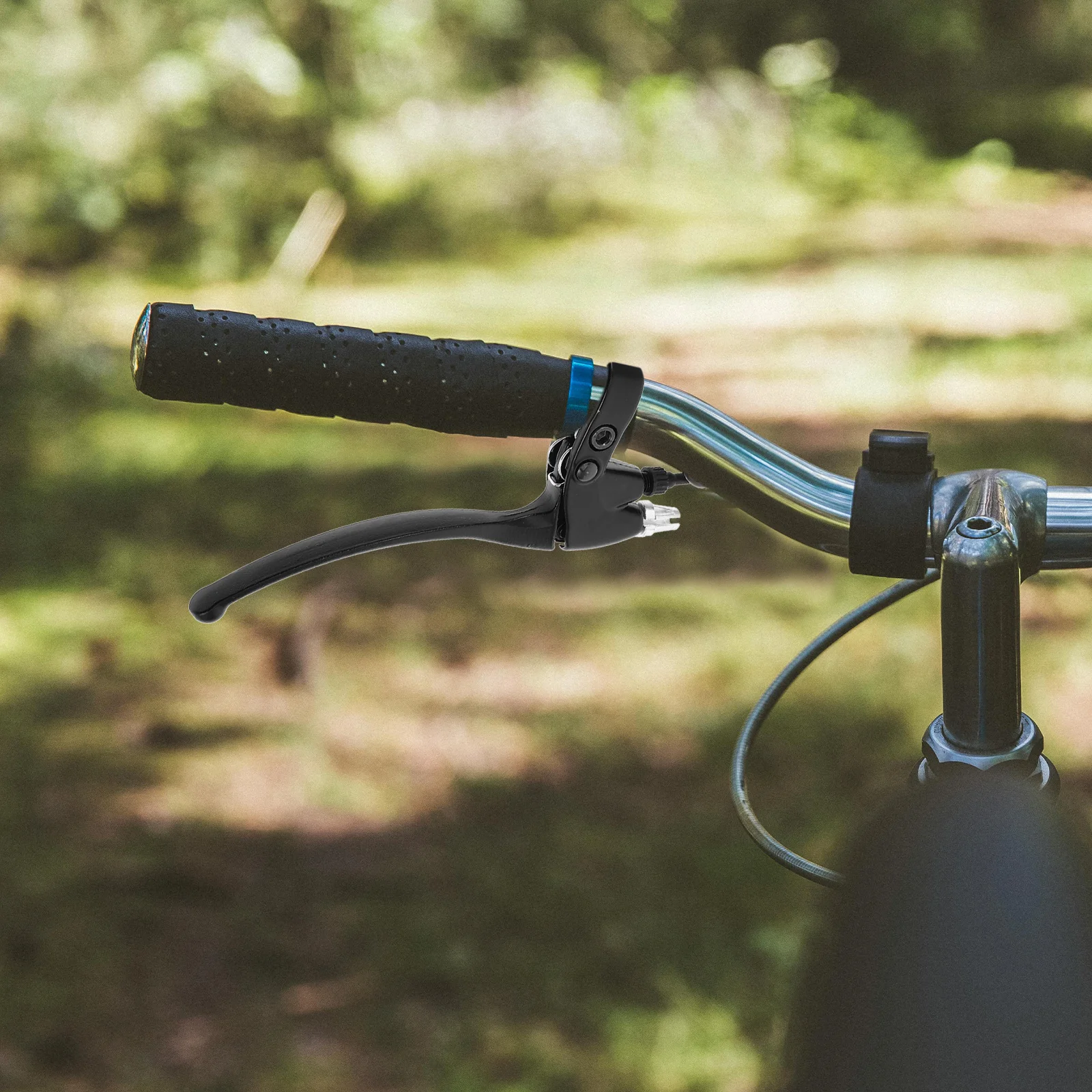 

1Pair Electric Bike Brake Levers Aluminum Alloy Replacement Left Right Bike Brake Handle for Mountain Road Folding Bikes