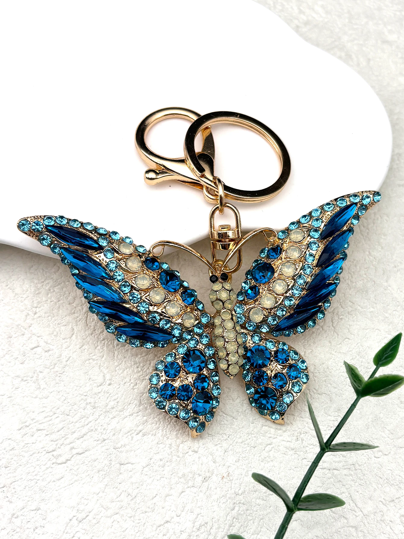 Colorful Rhinestone Butterfly Key Chain Pendant Gold Color Metal Animal Insect Keyring for Women Girl Jewelry Gift llaveros