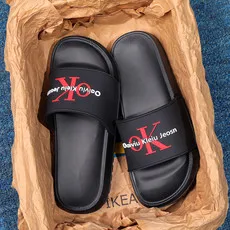 

Суперлегкие мягкие тапочки 2025 года, простые модные шлепанцы, эластичная обувь из ЭВА, красочные кроссовки на дверь, шлепанцы для ванной комнаты