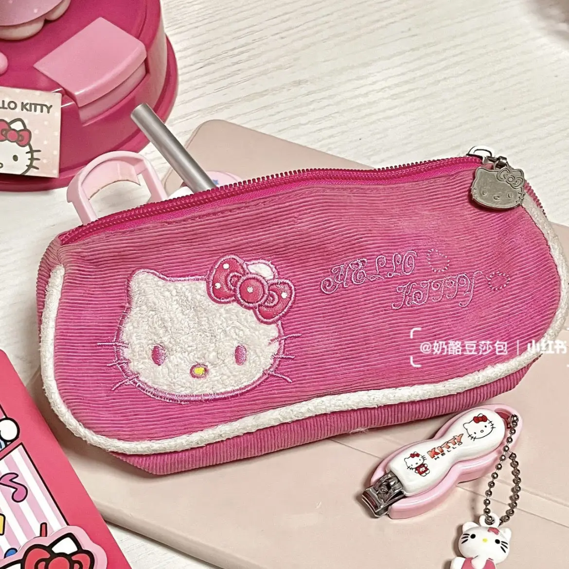 Sanrio Hello Kitty Canvas Pen Bag Instagram Cute Large Capacity School Supplies Student Pencil Case Purse Girl Makeup Bag Gift