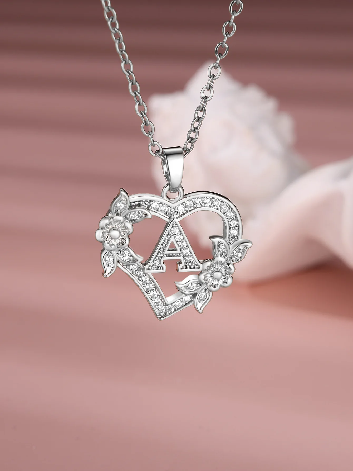 

Heart Initial Letter Necklaces For Women Gold Color Stainless Steel Chain A-Z Alphabet Pendant Necklace Birthday Jewelry Gift