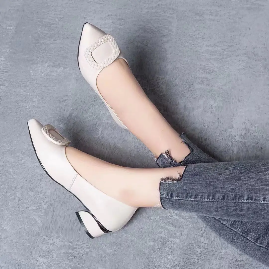 Women Low Heel Shoes Soft Pu Leather Shallow Pointed Toe Comfort Mother Pumps Thick Heels Ladies Work Small Casual Leather Shoes