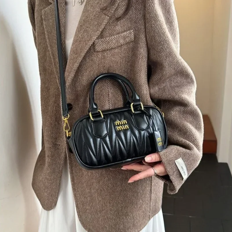 Sophisticated Woven Diaper Bag Women's Bag Crossbody Botanical Garden Walk Raffia Exquisite Portable Trendy Sleek Fashionable