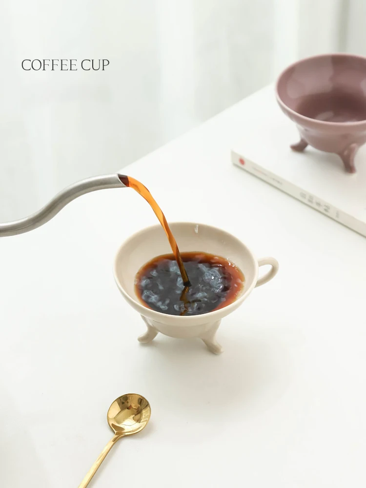 Винтажная однотонная керамическая кофейная чашка, креативный Трипод для итальянского эспрессо, кружка, Европейский послеобеденный чай, десертные чашки, посуда для питья