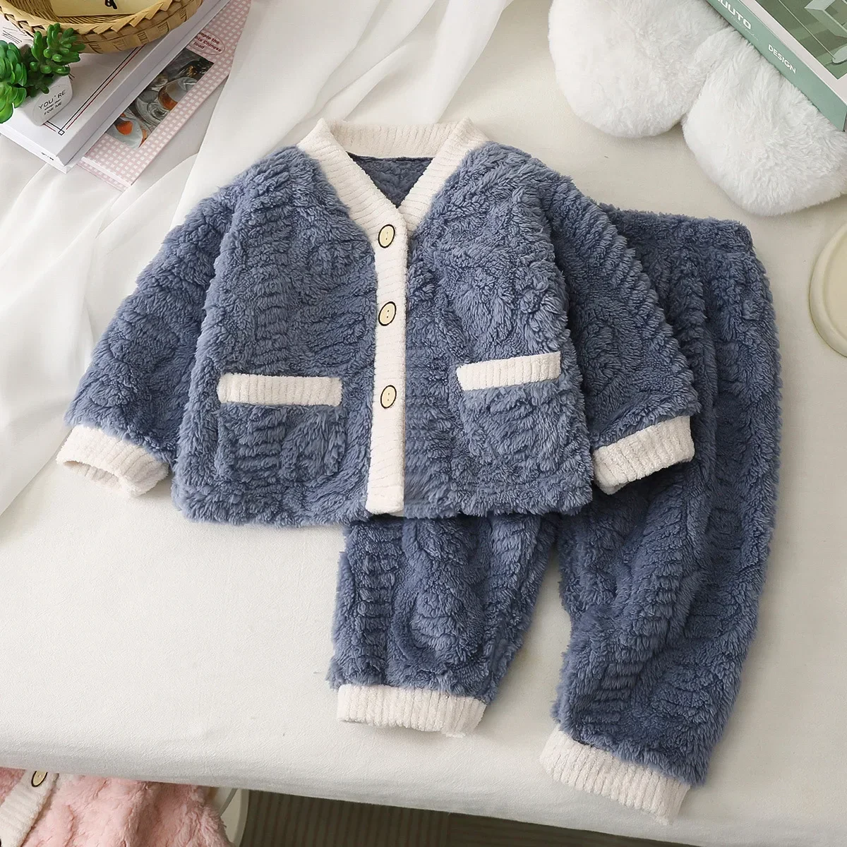 

New Autumn Winter Kids Thicken Warm Pajamas Baby Casual Solid Soft Flannel Sleepwear Boys Girls Casual Clothing Sets Pyjamas