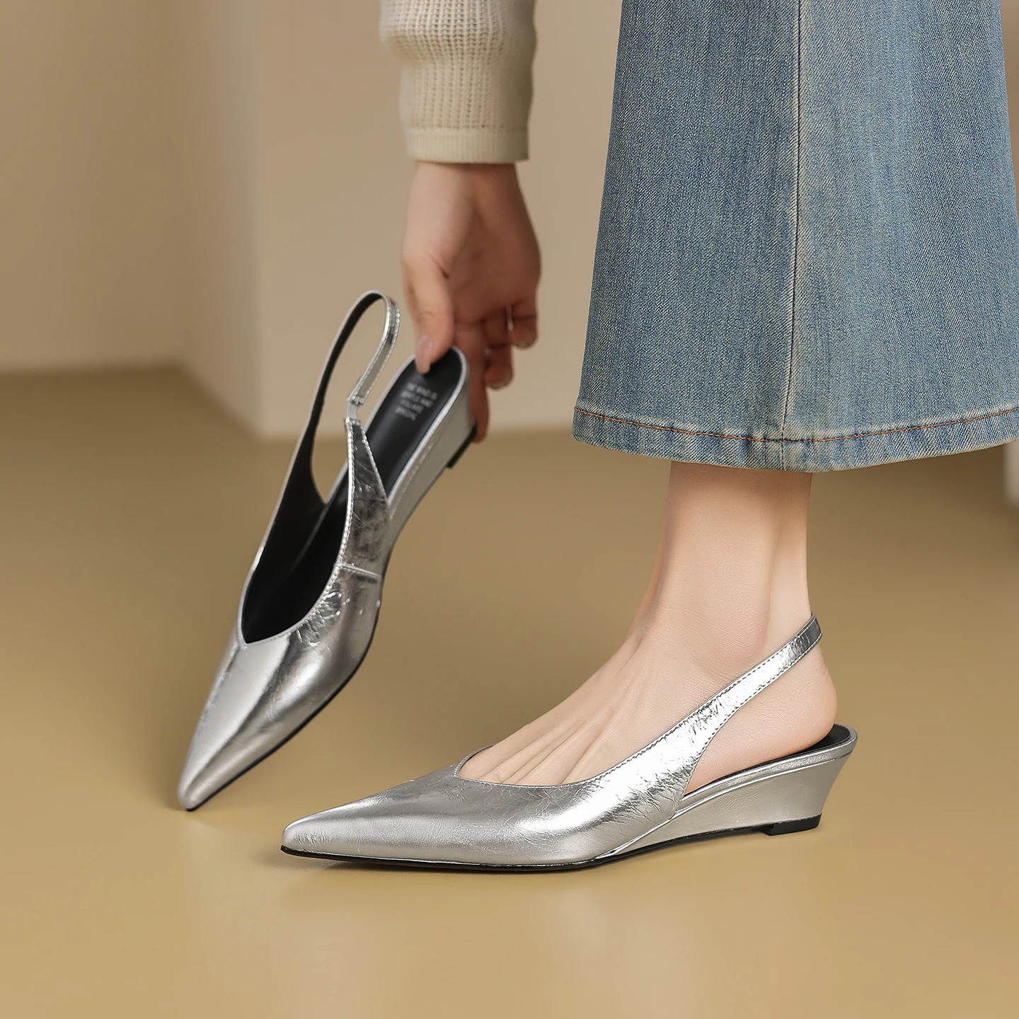 2026 new summer women sandals natural leather 22-25cm cowhide+sheepskin+pigskin pointed toe back-strap wedges women shoes - view 5