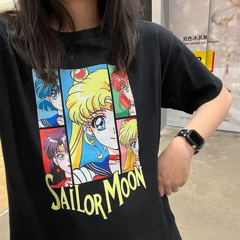 

Sailor Moon Illustration Classic Print Women's Short Sleeve T-Shirt Summer Loose Versatile Black Cotton Top