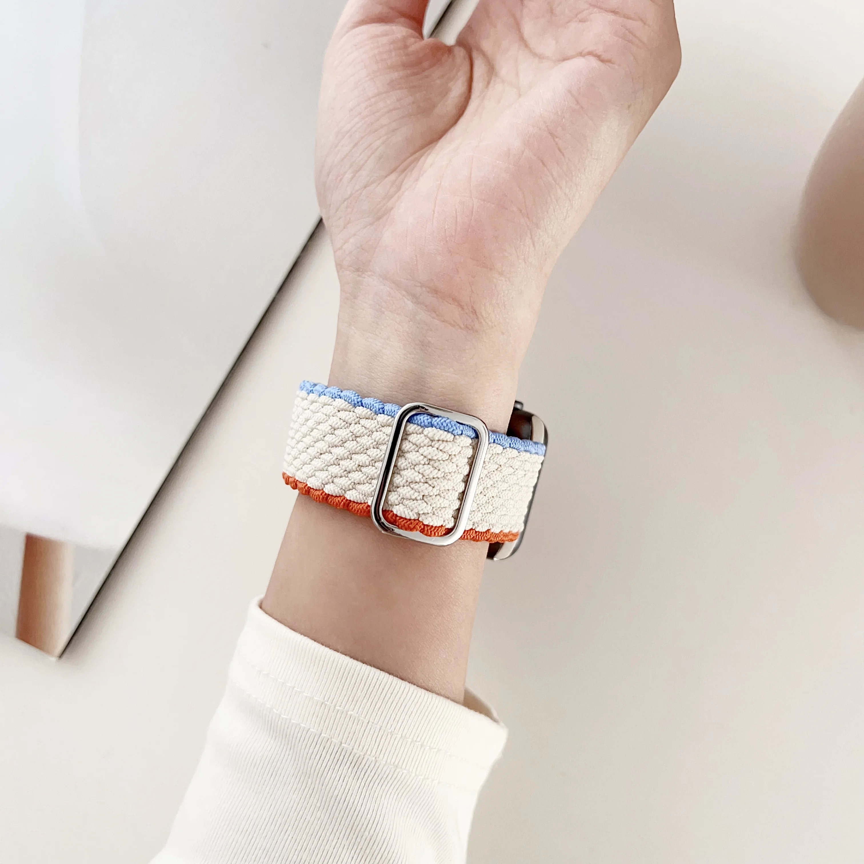 Suitable for Apple Watch S9/S8 and iWatch 7/6/5/se/4/3/2/1 wave patterned nylon strap