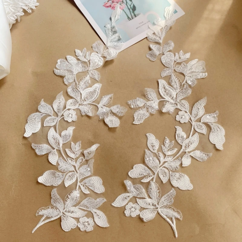 Handgefertigte milchweiße Paillettenblatt-Spitze, Spiegelblume, Hochzeitsschleier, Stickerei-Zubehör, DIY, 50*21cm, 1 Paar – Detail 2