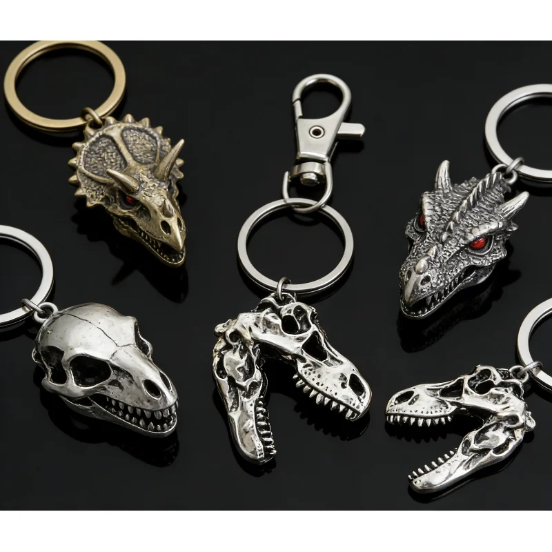 

New Cyberpunk Gothic Dinosaur Skull Keychain, Tyrannosaurus Rex Animal Teeth Skull Pendant, Backpack Bag Charm Gothic Jewelry
