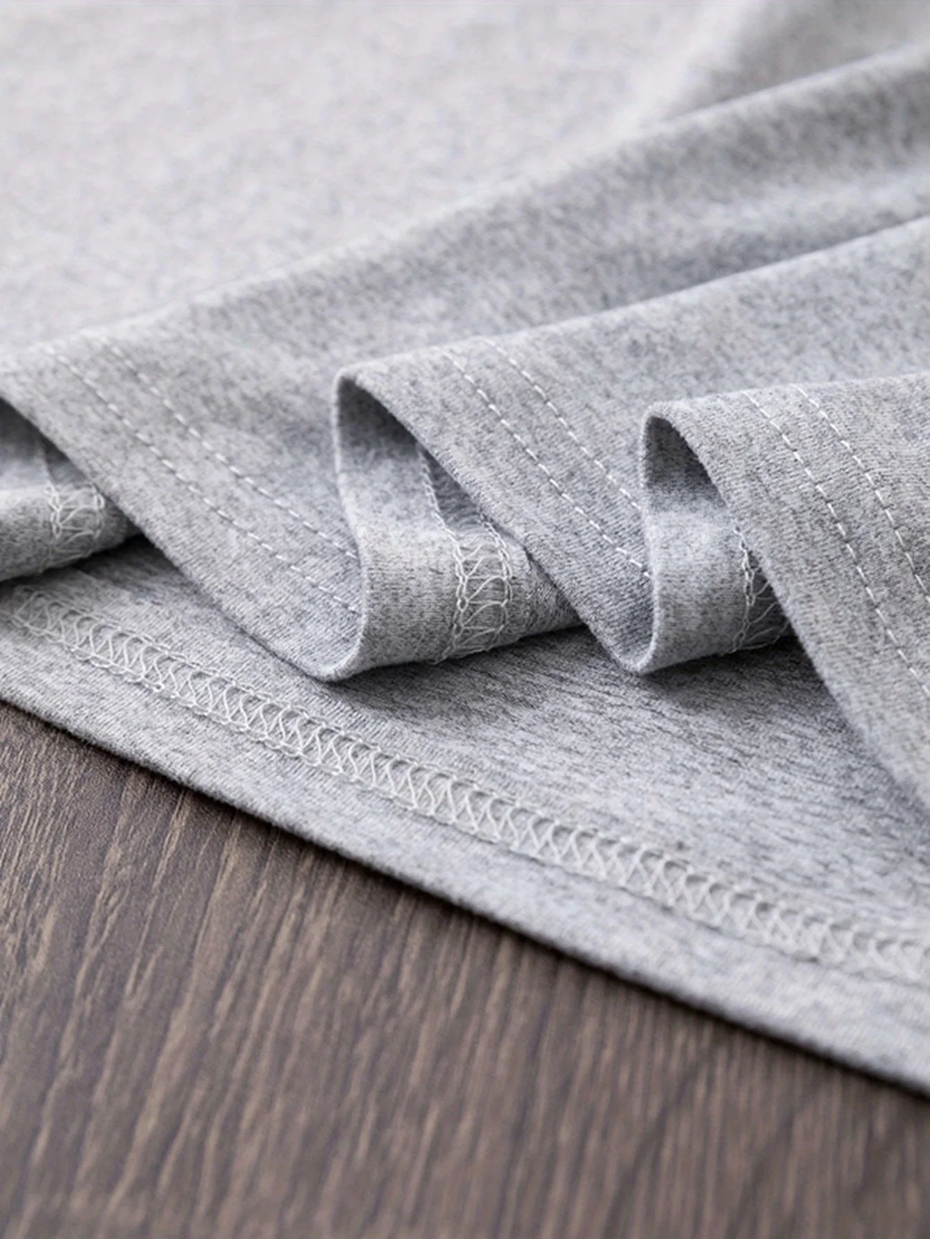 T-shirt a maniche lunghe da donna, moda