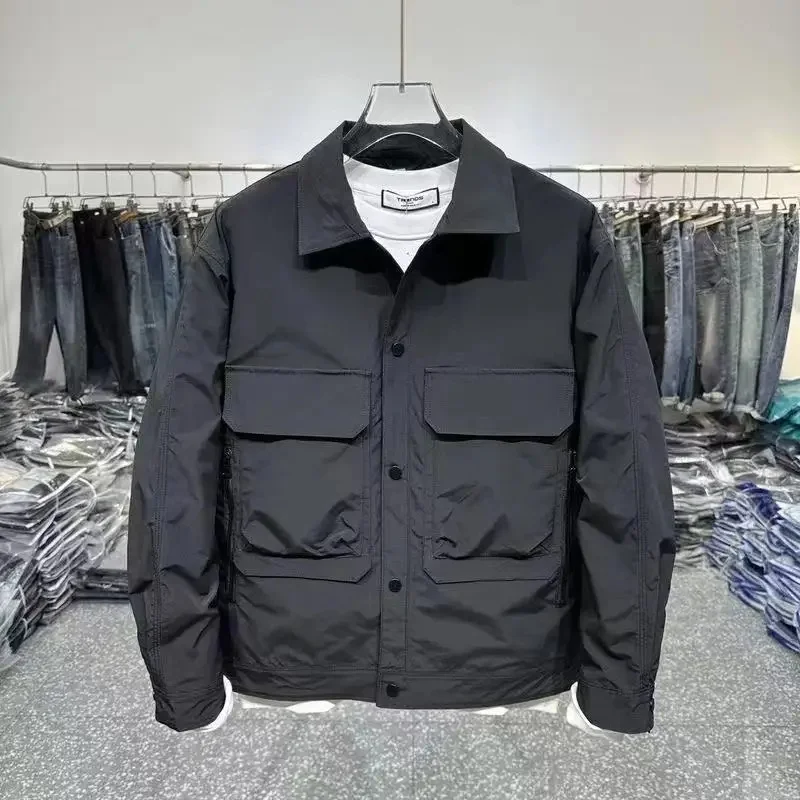Men Black Lapel Cargo Jacket Spring Autumn Multi‑Pocket Snap Button Loose Streetwear Casual Outerwear.