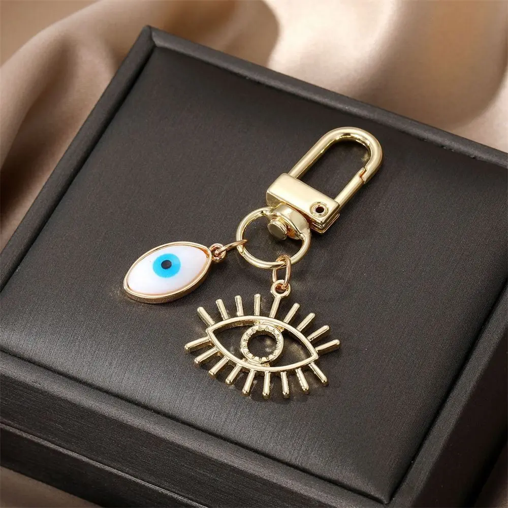 Hollow Heart Evil Eye Keychain Lucky Turkish Key Holder Hamsa Hand Keychain New Design Bag Pendent Blue Eye Keyring Women Men