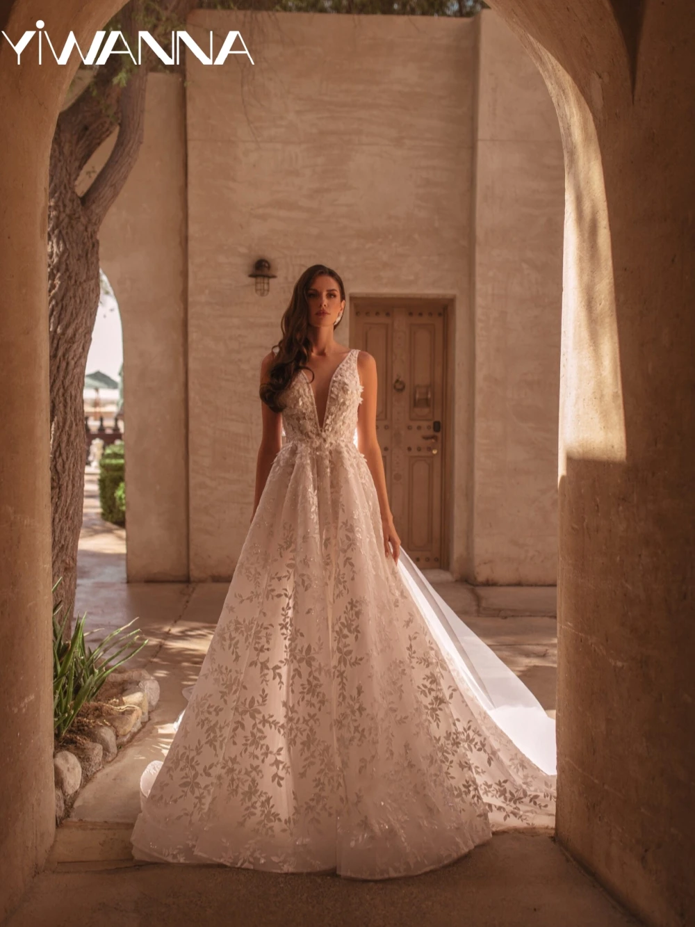 

Shimmering Beaded Lace Appliques Wedding Dress Sexy V-neck Backless Bridal Gown Customized Ivory A-line Long Dresses For Bride