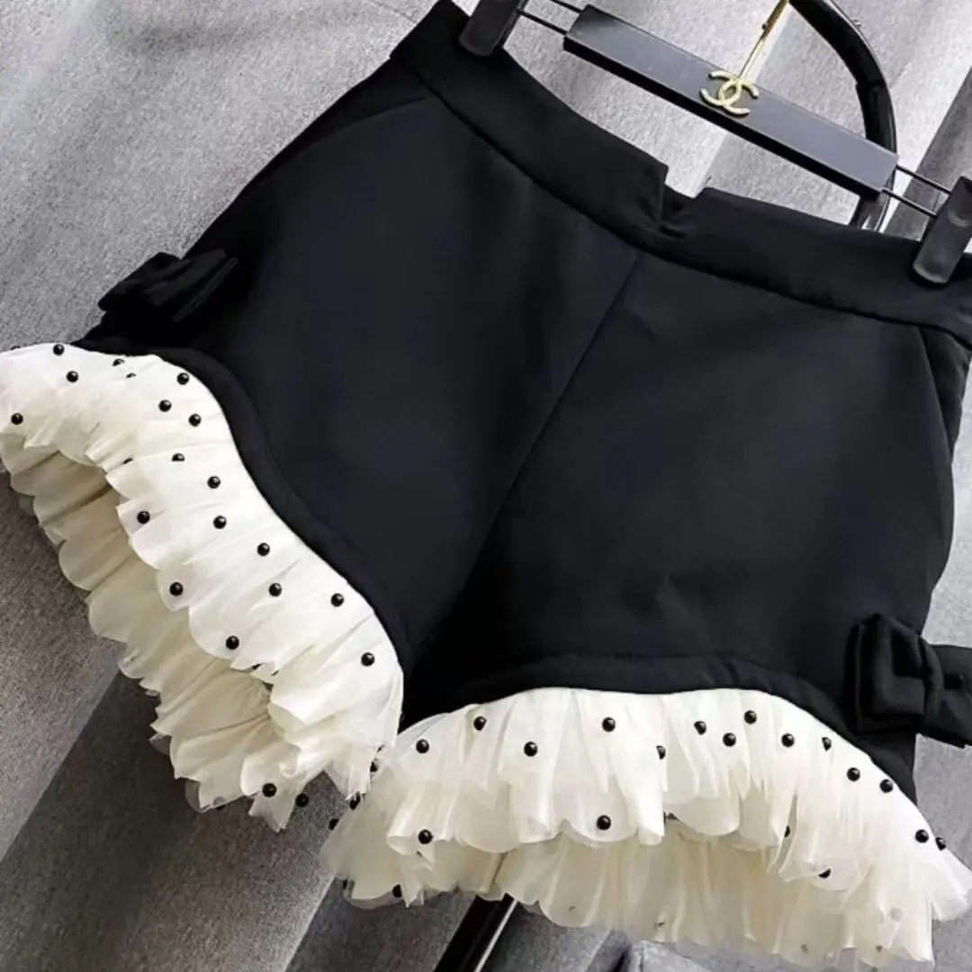 Large size European lace ruffle edge black shorts women's autumn and winter high waist and thin A-shaped wide-leg pants