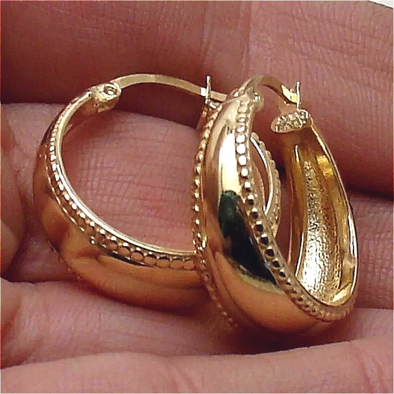 Klassische Modische Vergoldete Creolen für Damen Vintage-Design Vielseitiger Partyschmuck Perfekte Festivalgeschenke